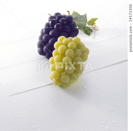 Muscat and Pione 54573308