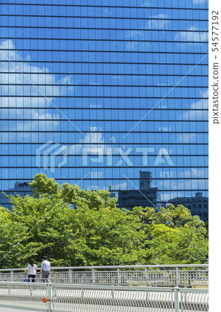 Building green person 54577192