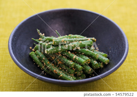 Beans with sesame seeds Beans with sesame seeds 54579522