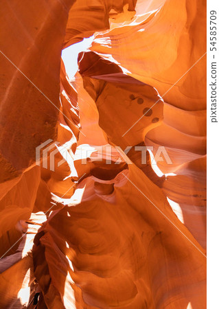 Antelope Canyon (US) Antelope Canyon (US) 54585709