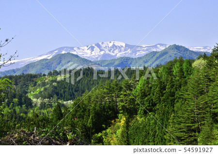 Kurikoma Mountain Range Kurikoma Mountain, a snowfall, looking up from the approach road of Azubata Shrine in Hanayama Kurihara City Kurikoma Mountain Range Kurikoma Mountain, a snowfall, looking up from the approach road of Azubata Shrine in Hanayama Kurihara City 54591927