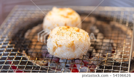Grilled rice balls · Grilled rice balls · Grilled rice balls _bbq · BBQ · Barbeque · 7 rings · charcoal · Bincho charcoal · salmon 54596626