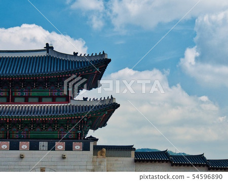Korean traditional architecture Gwanghwamun 54596890