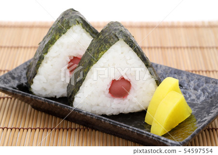 Rice ball Umeboshi Nori seaweed 54597554