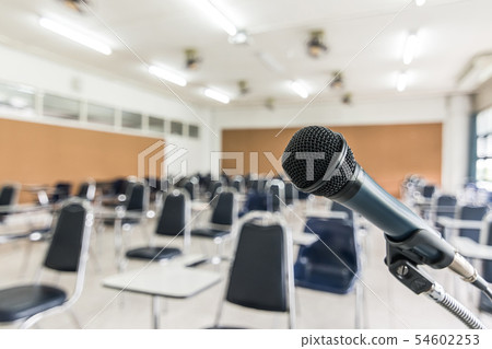 Microphone voice speaker in school lecture hall Microphone voice speaker in school lecture hall 54602253