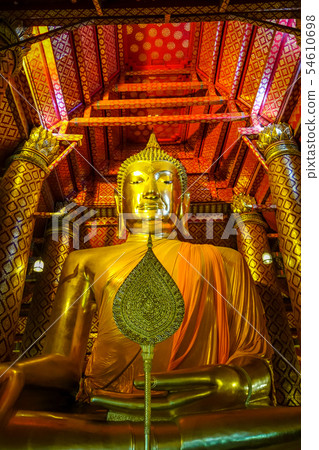 Gold Buddha statue, Wat Phanan Choeng, Ayutthaya, 54610698