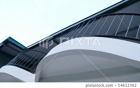 Circle balcony bottom up 54612302