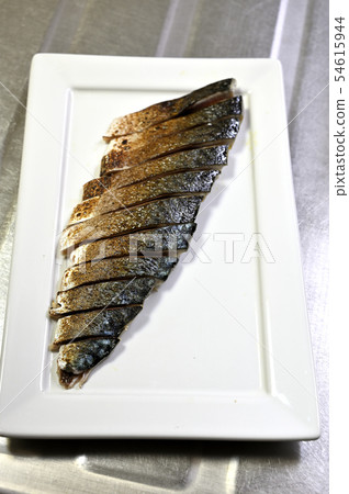 How to make a rice bowl How to make a rice bowl 54615944