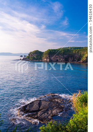 (Ishikawa Pref.) Noto Kingo Shinonanozaki (Ishikawa Pref.) Noto Kingo Shinonanozaki 54616430