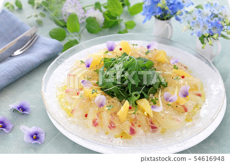Carpaccio of mackerel and grapefruit Carpaccio of mackerel and grapefruit 54616948