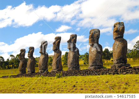 復活節島Ahu Akibi Moai(智利) 復活節島Ahu Akibi Moai(智利) 54617585
