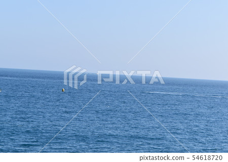 Nice sea 54618720
