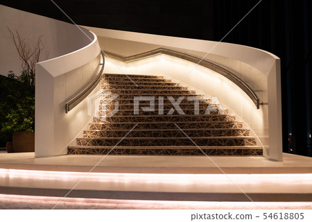 樓梯 54618805