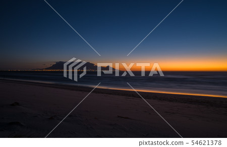 Night view of Table Mountain and Cape Town 54621378