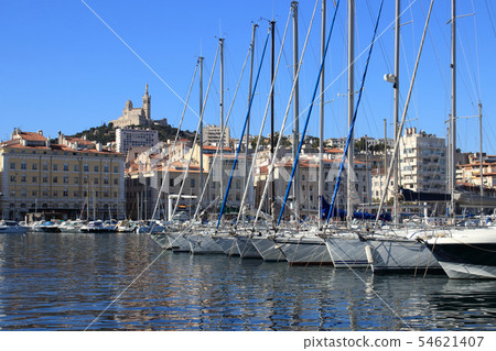 Yacht harbor in Marseille in the old port 54621407