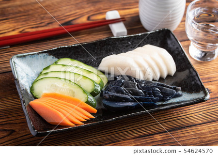 tsukemono, traditional japanese pickeled 54624570