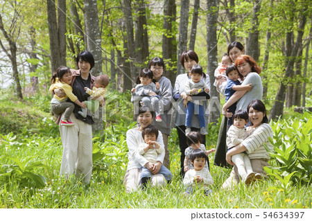 Parent-child excursion Parent-child excursion 54634397