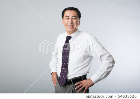 微笑的商人日本男性總統經理 微笑的商人日本男性總統經理 54635526