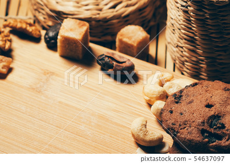 Round crispy chocolate cookies with spices  54637097