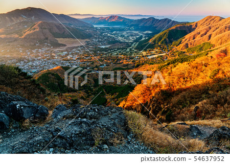 View of Sengokuhara and Lake Ashinoko in the morning from Hakone and Kintoki mountains View of Sengokuhara and Lake Ashinoko in the morning from Hakone and Kintoki mountains 54637952