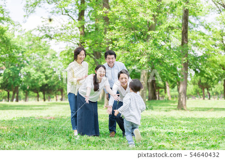 三代家庭形象 54640432