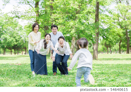 三代家庭形象 54640615