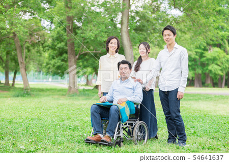 父母和子女的幫助 54641637