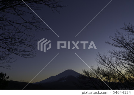 富士山山中全景立場日落 54644134