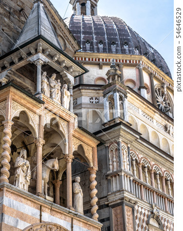 Basilica of Santa Maria Maggiore in Citta Alta, 54646529