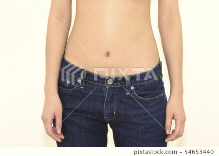 Women in jeans Women in jeans 54653440