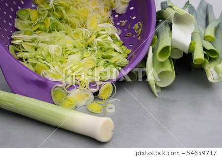 allium allium 54659717
