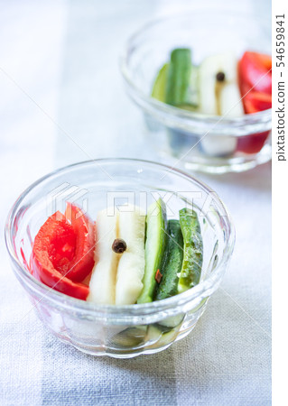 三色泡菜 54659841