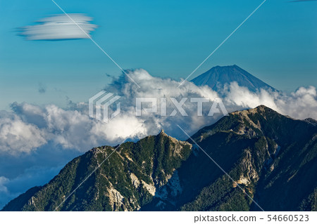 從Kaikomagagatake看到的富士山和檜山 從Kaikomagagatake看到的富士山和檜山 54660523