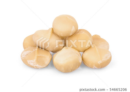 shelled macadamia fruit isolated on white 54665206