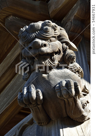 Wood carving Shiba Inu 54667931