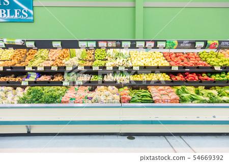 Supermarket          54669392