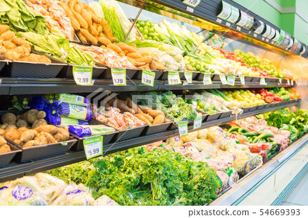 Supermarket          54669393