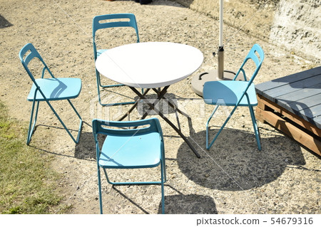 Terrace seating 54679316