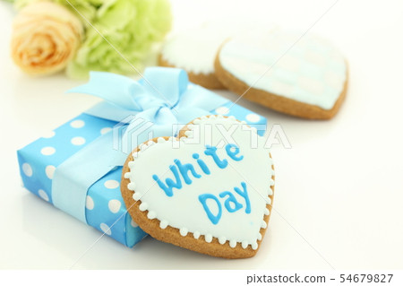 Icing Cookie White Day 54679827