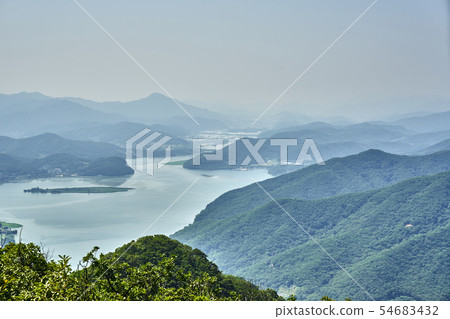 探索Ye-Bin-san的雲海和日出 探索Ye-Bin-san的雲海和日出 54683432