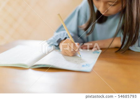 draw, elementary student, primary school child 54685793