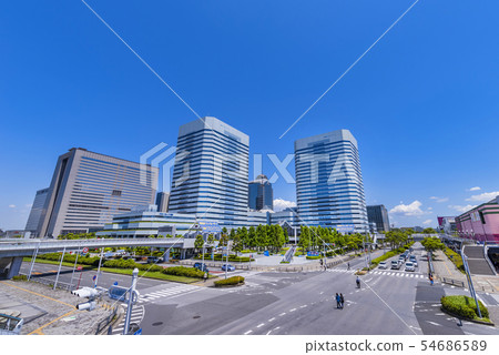 Scenery in front of Kaihin Makuhari Station 54686589