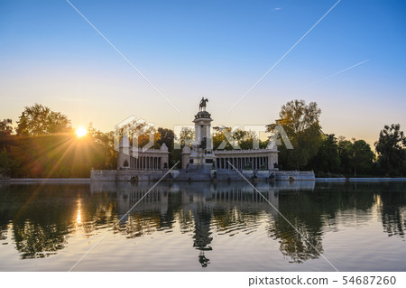 Madrid Spain, skyline sunrise at El Retiro Park 54687260