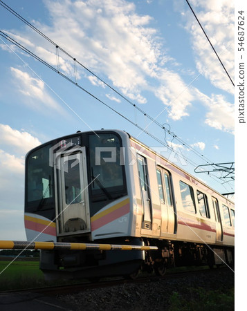通過平交道口和過境點 通過平交道口和過境點 54687624