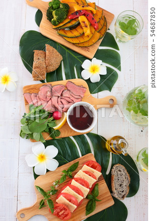 Table Botanical Image Table Botanical Image 54687850
