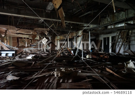 Hotel Shingoro Takamatsu City, Kagawa Prefecture Abandoned inside taken sideways Hotel Shingoro Takamatsu City, Kagawa Prefecture Abandoned inside taken sideways 54689118