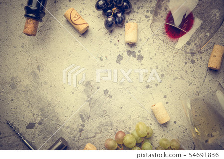 Red and white wine Red and white wine 54691836