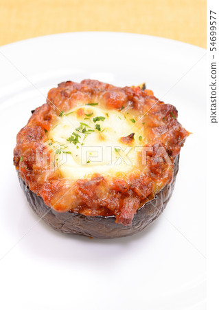 Delicious dumplings with meat sauce 54699577