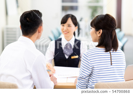 年輕夫婦(諮詢) 年輕夫婦(諮詢) 54700868