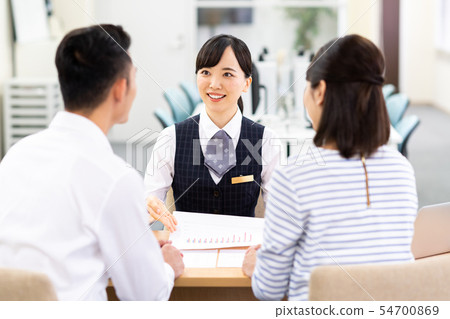 年輕夫婦(諮詢) 年輕夫婦(諮詢) 54700869